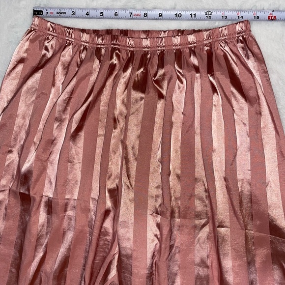NWOT Pink Striped Silky Pajamas Sleepwear L/XL Cute Loose Oversized Button Up - Picture 4 of 5